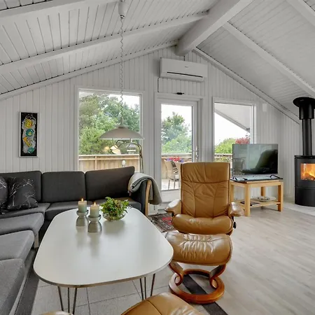 Feriehus Arlette - 1-8km From The Sea By Interhome Blåvand